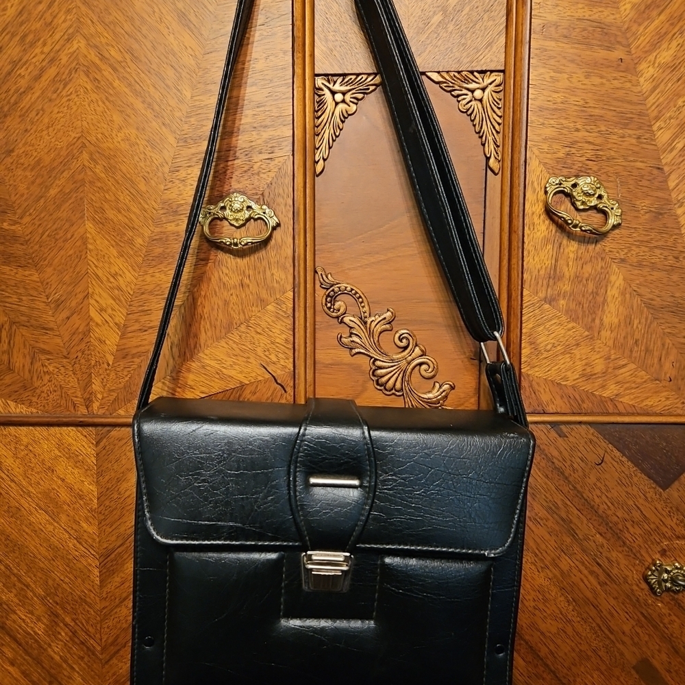 Classic Black Unisex Faux Leather Shoulder Bag Camara Bag